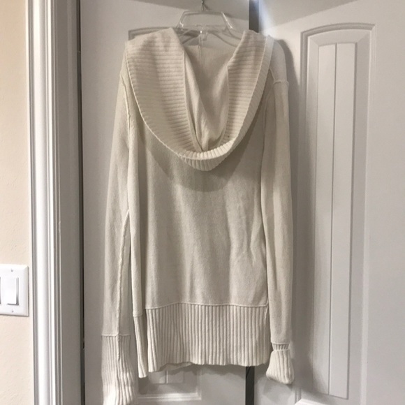 Amazingly comfy, slouchy Gap sweater with hood - Picture 3 of 3